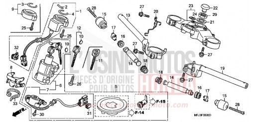 TUYAU DE GUIDON/PONT SUPERIEUR CBR600RR8 de 2008